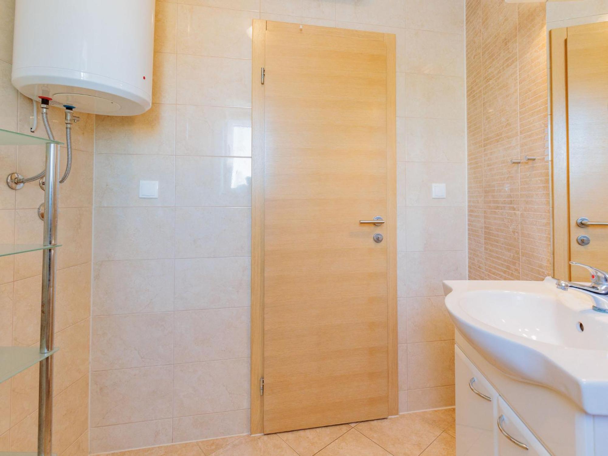 Apartment Mlasina-3 By Interhome نين المظهر الخارجي الصورة